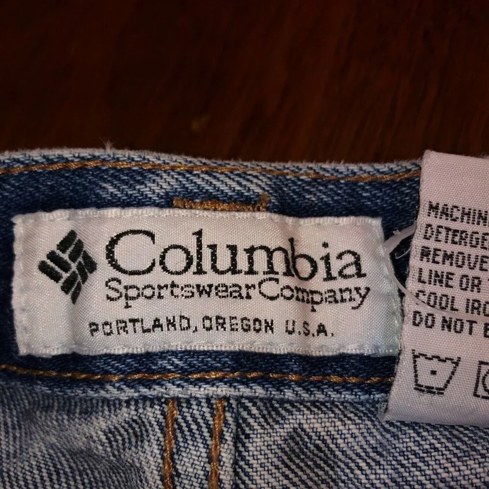Columbia 40 x 30 (38 x 31) Medium Wash Blue Pockets Straight Leg Denim Jeans